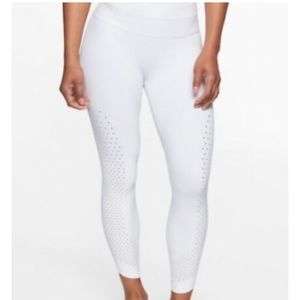 BNWT Athleta Fearless Chakra 7/8 Tight/Leggings